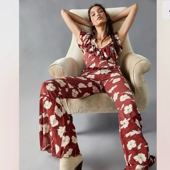 Free People Austyn Ruffle Floral Jumpsuit Coastal Cowgirl Bell Bottoms Sz L - Picture 3 of 15